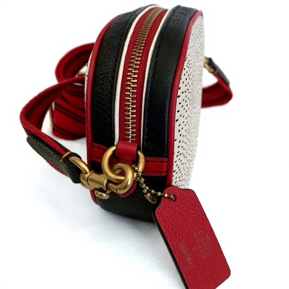 Coach stylish crossbody